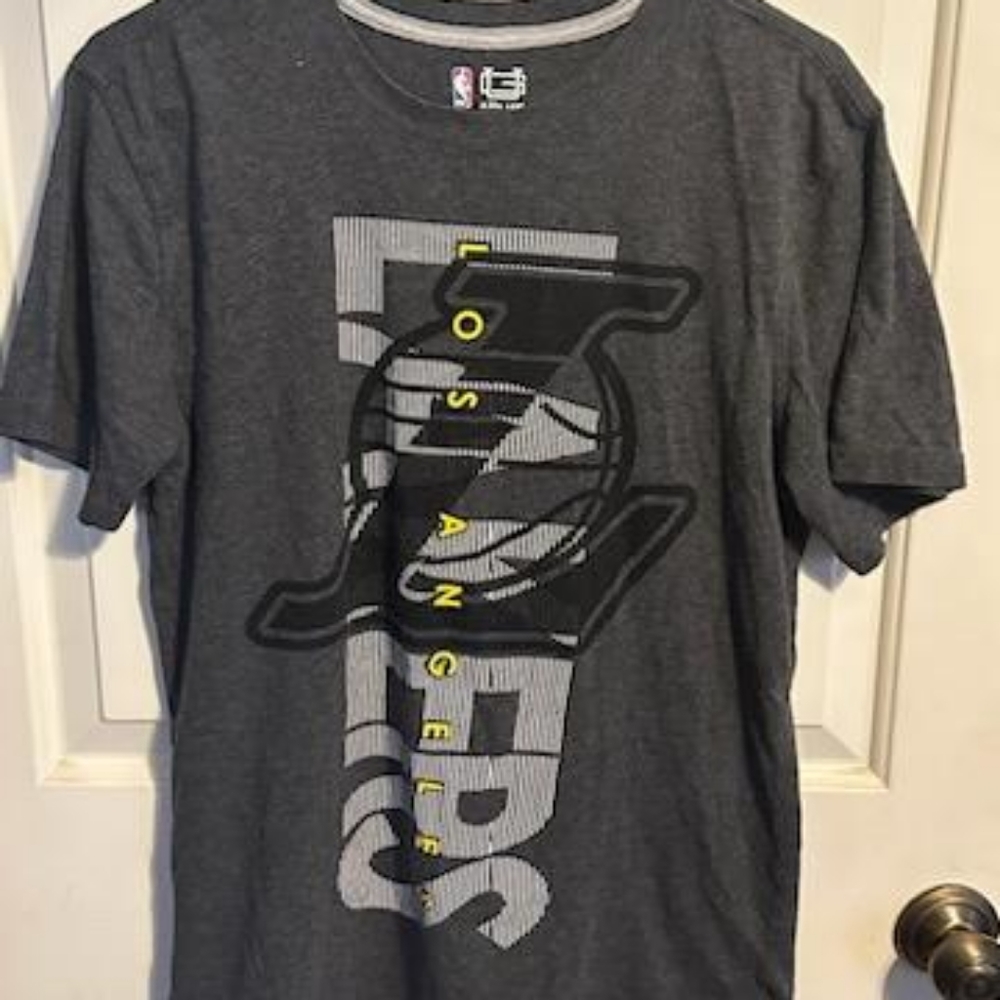 LA Lakers shirt